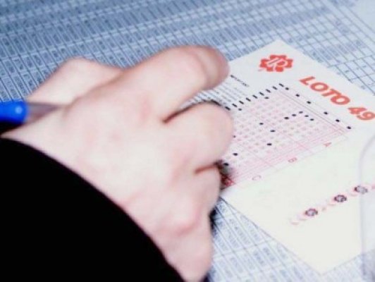 Marele premiu la Loto 6/49 depăşeşte 2,8 mil. euro